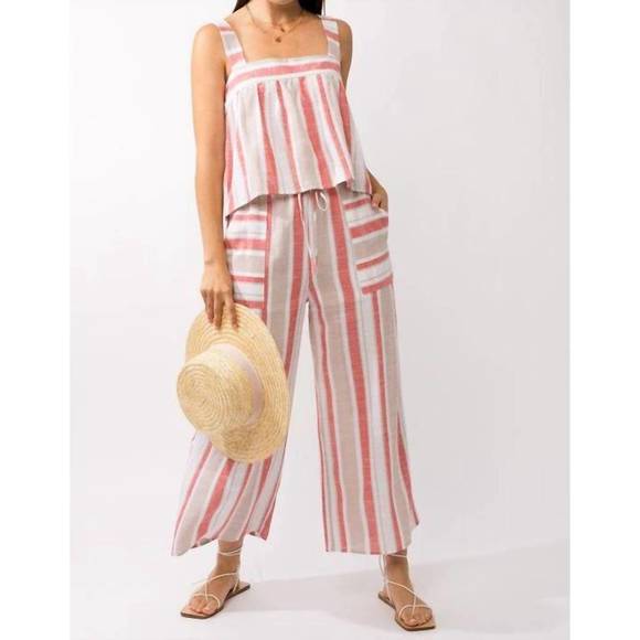 NEW GILLI linen blend stripped top in neutral - Picture 1 of 1